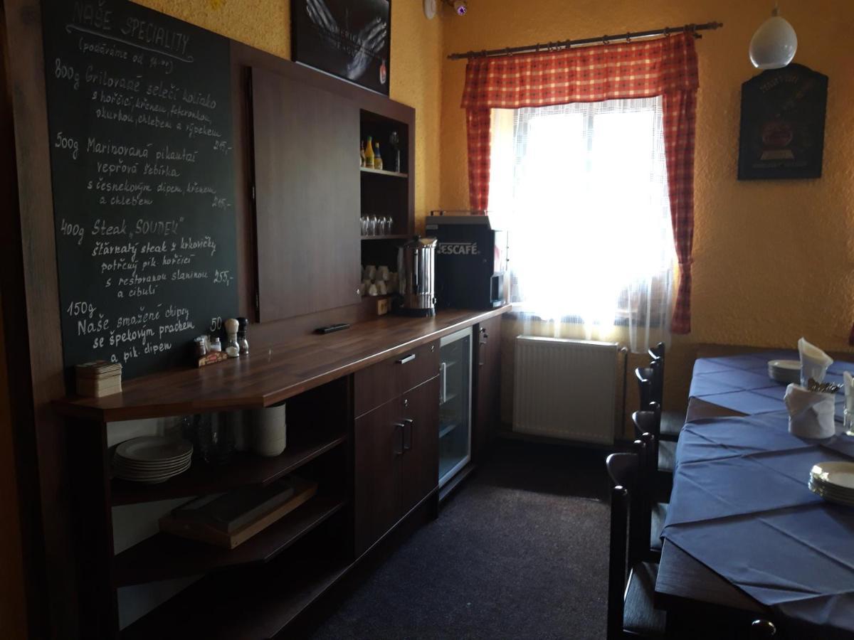 Rodinny Pension U Soudku Rudník Buitenkant foto